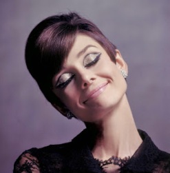 Audrey-Hepburn-How-to-Steal-a-Million-